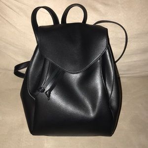 Black Backpack Purse (Brand new/Never used)